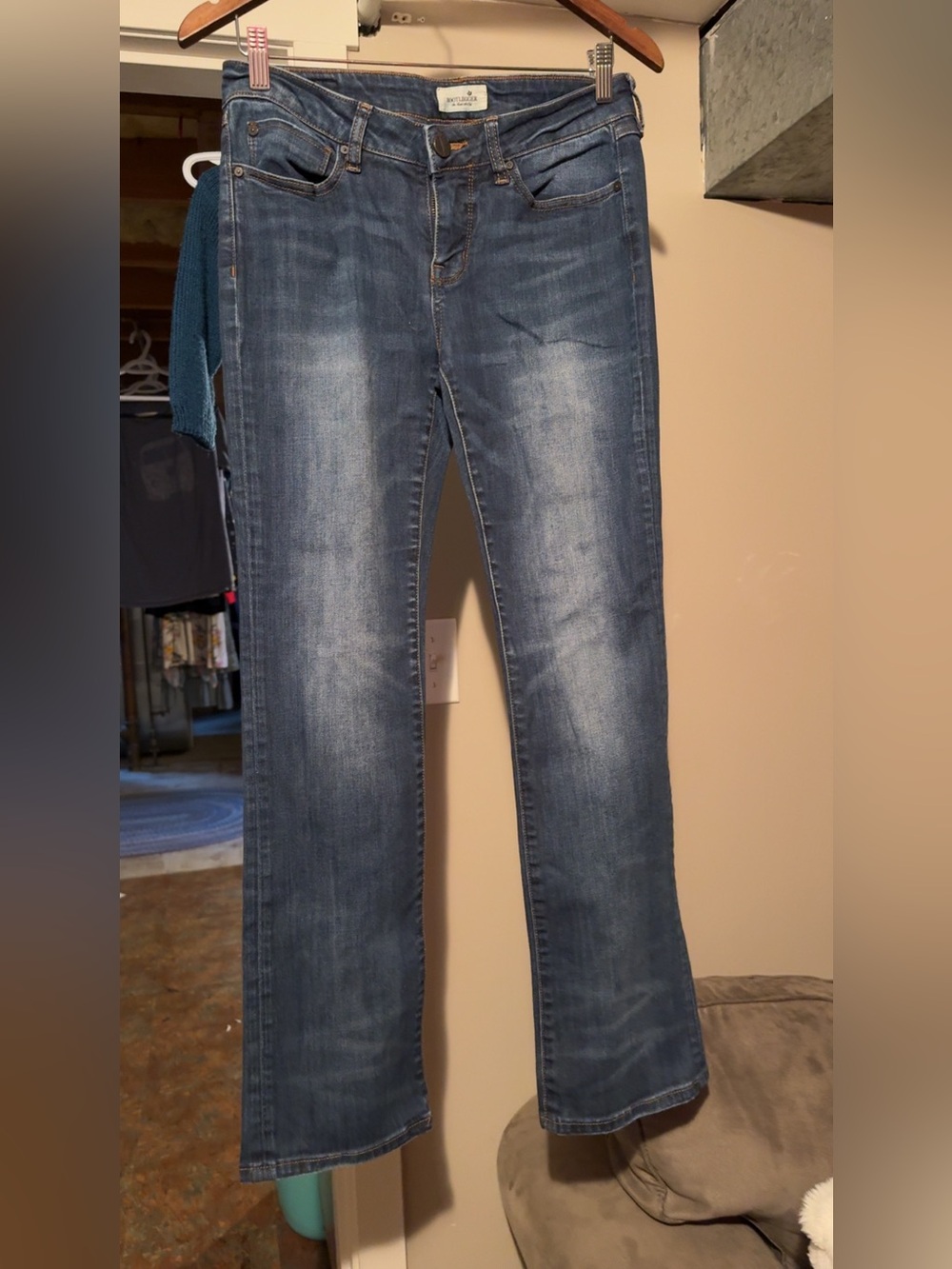 Women's Mid Blue Bootcut Jeans - Classic Fit